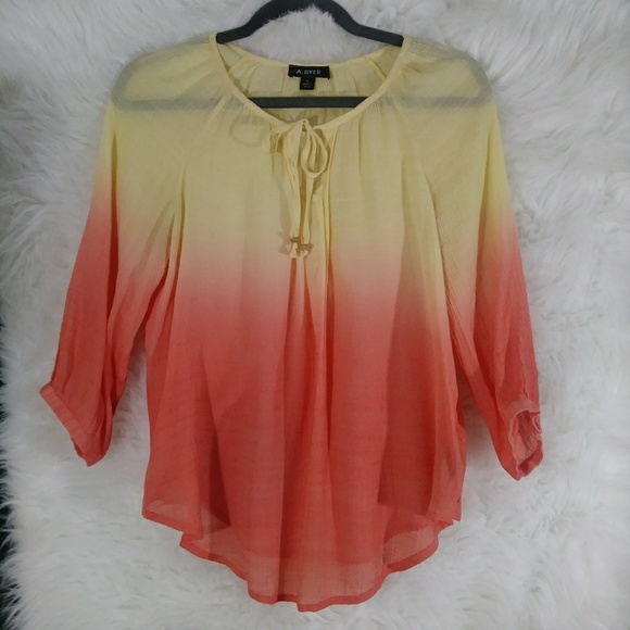 A. Byer Tops - A. BYER Yellow/Salmon Ombre Top Size M